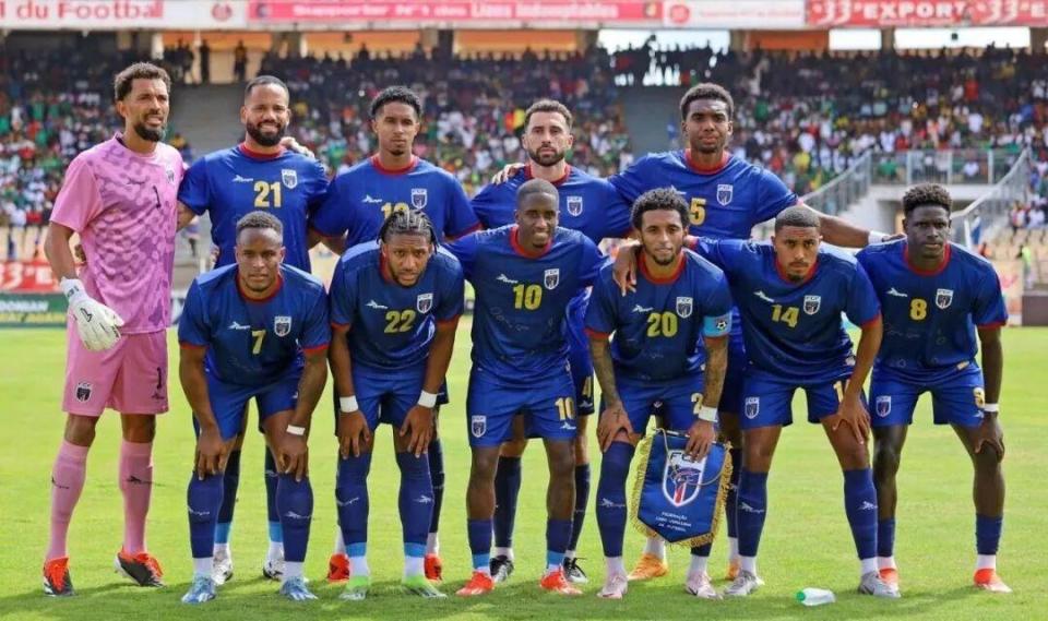 费尔南德斯, 据足球报消 费尔南德斯, 据足球报消