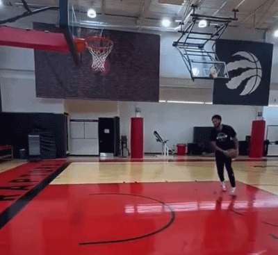 篮下原地起 篮下原地起